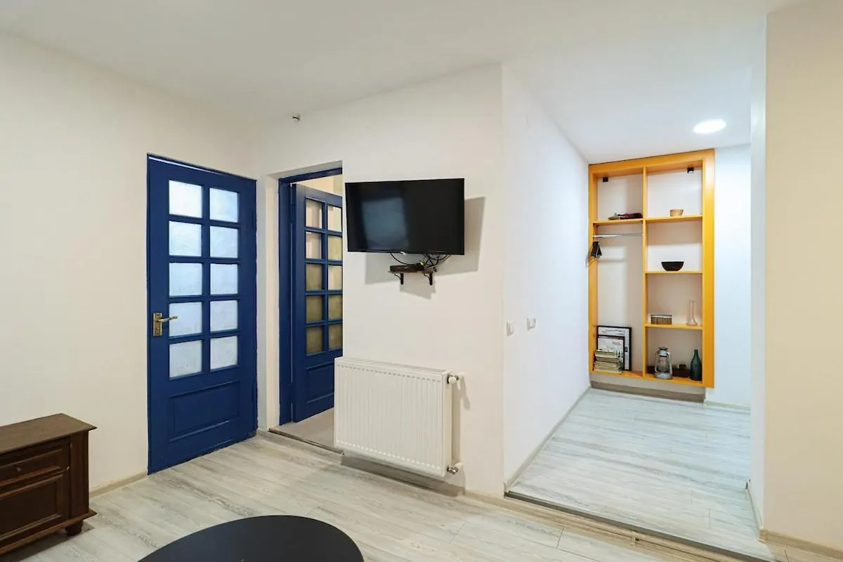 Stylish 1Br Apt In Central Tbilisi By Wehost 0*,  Grúzia
