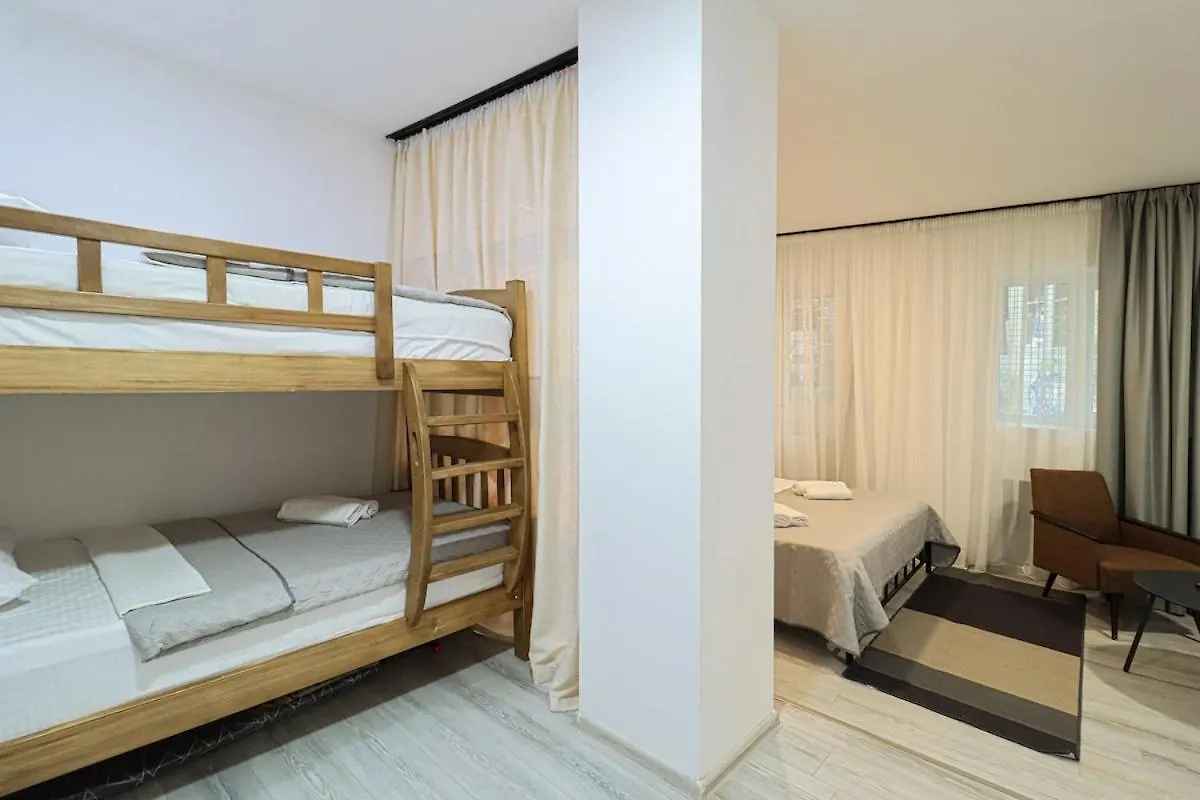 Stylish 1Br Apt In Central Tbilisi By Wehost 0*,