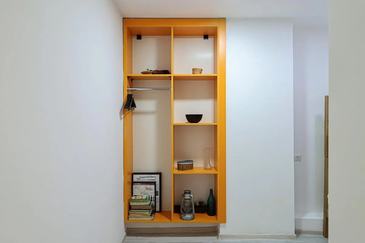 Stylish 1Br Apt In Central Tbilisi By Wehost Apartman