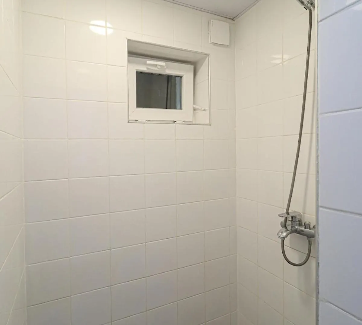 Stylish 1Br Apt In Central Tbilisi By Wehost 0*,  Grúzia